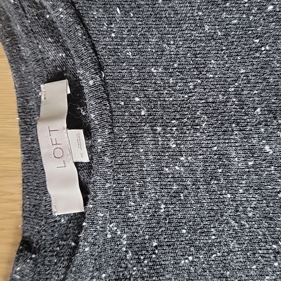 LOFT Charcoal And White Spec Long Sleeve Top with Black Hem~Size Medium - Picture 4 of 6